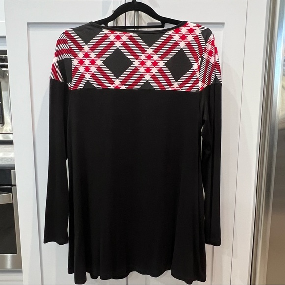 Black Red White  Checkered Striped Plaid Long Sleeve Top - Picture 6 of 6